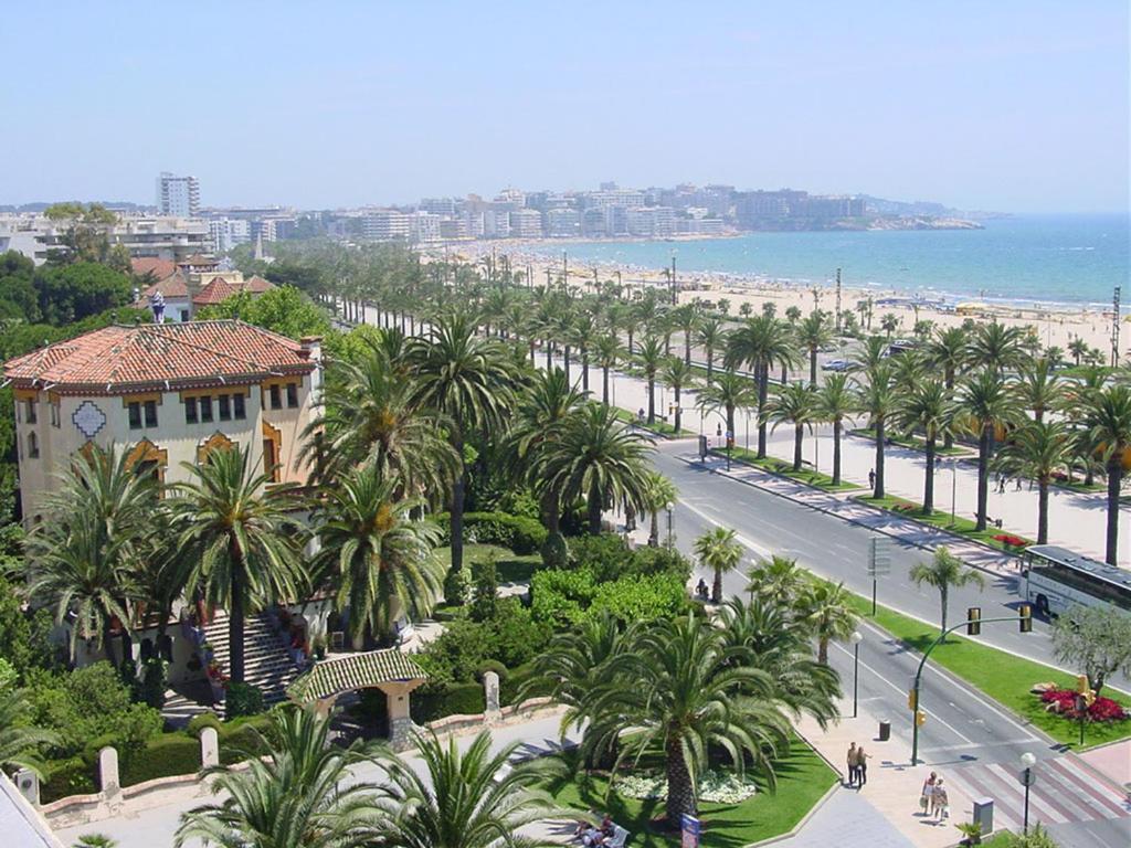 Piso Acogedor Fortuny Salou Esterno foto